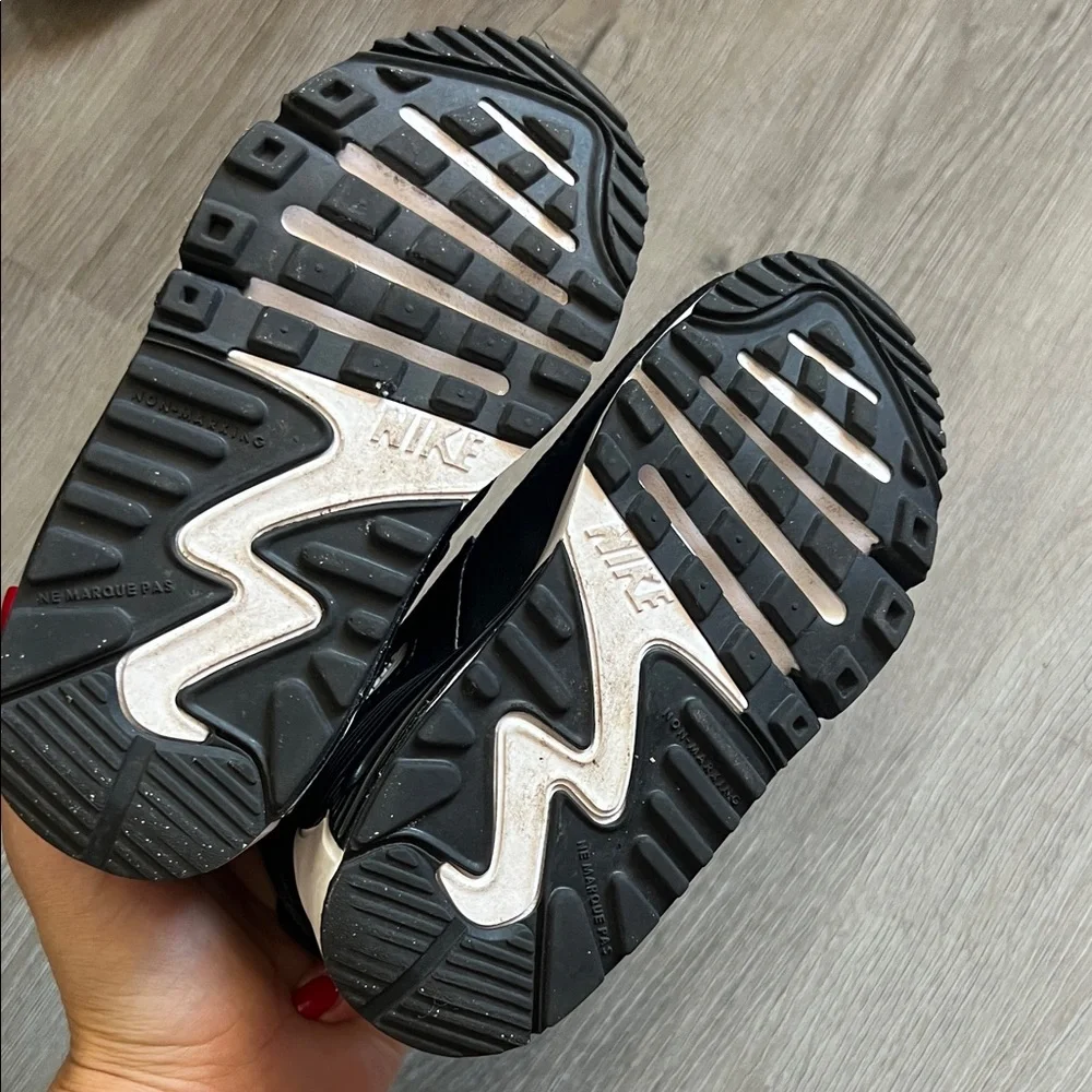 Nike Kids Black and White Air Max Sneakers - Picture 7 of 7